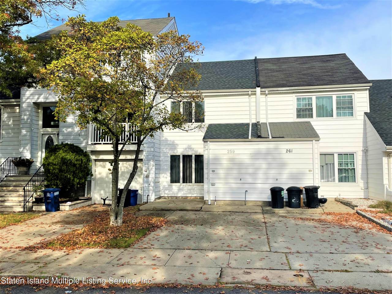 259 Hampton Green - Photo 1