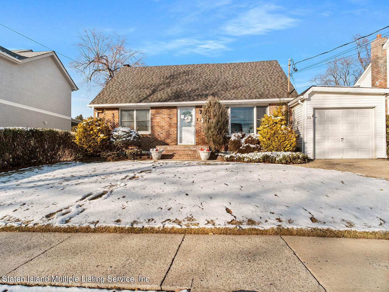 53 Lander Avenue - Photo 1