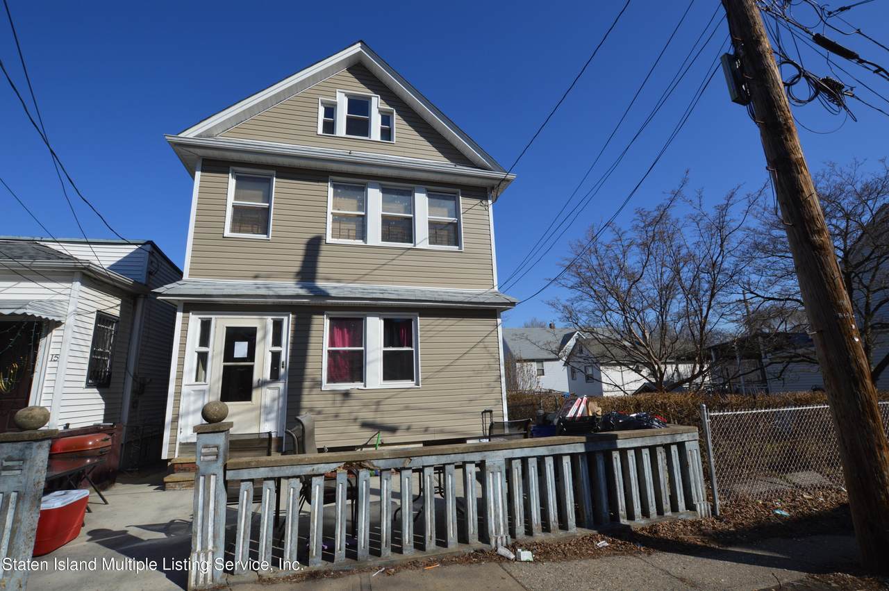 11 Doe Place - Photo 1