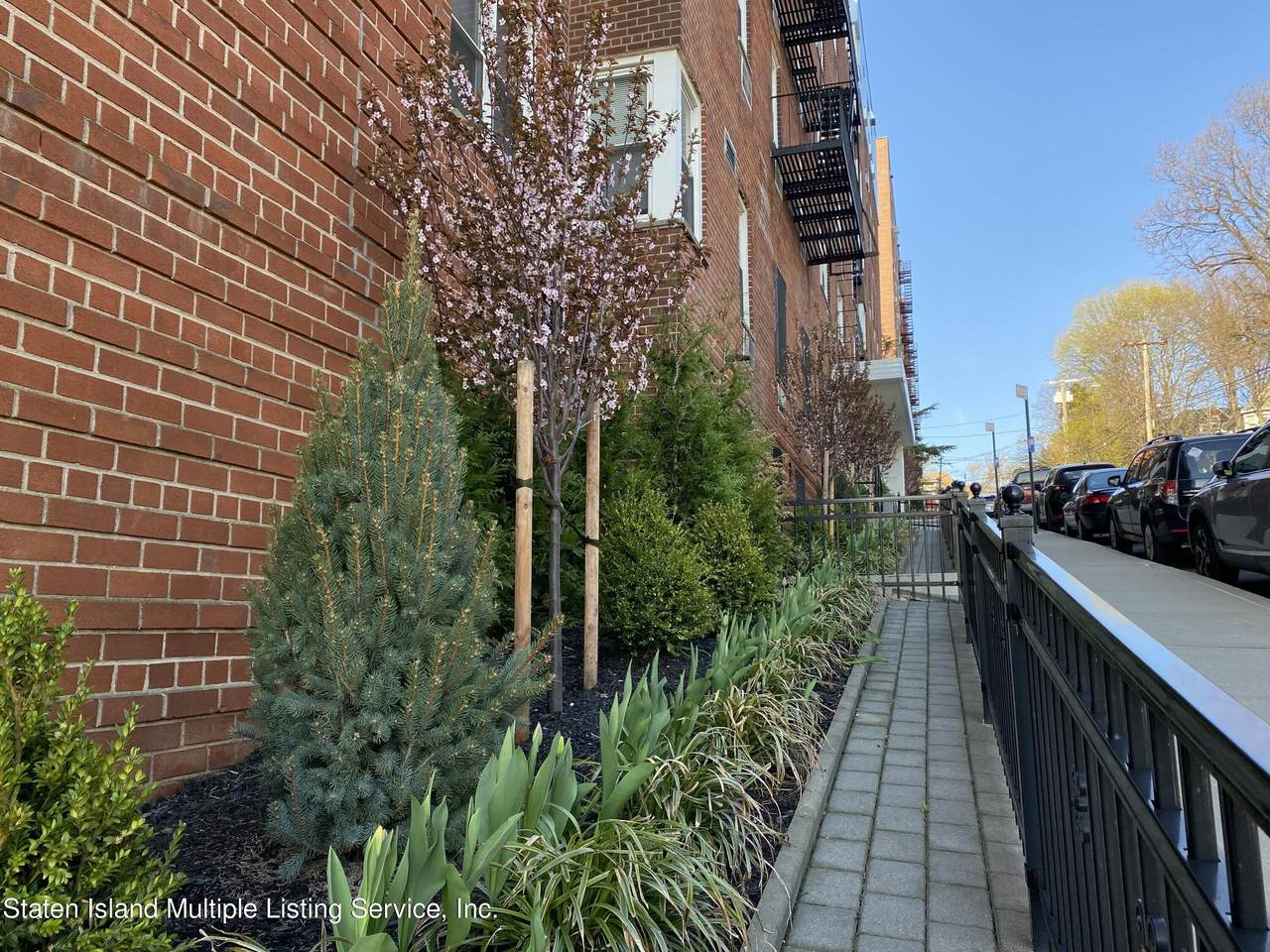 36 Hamilton Avenue - Photo 1