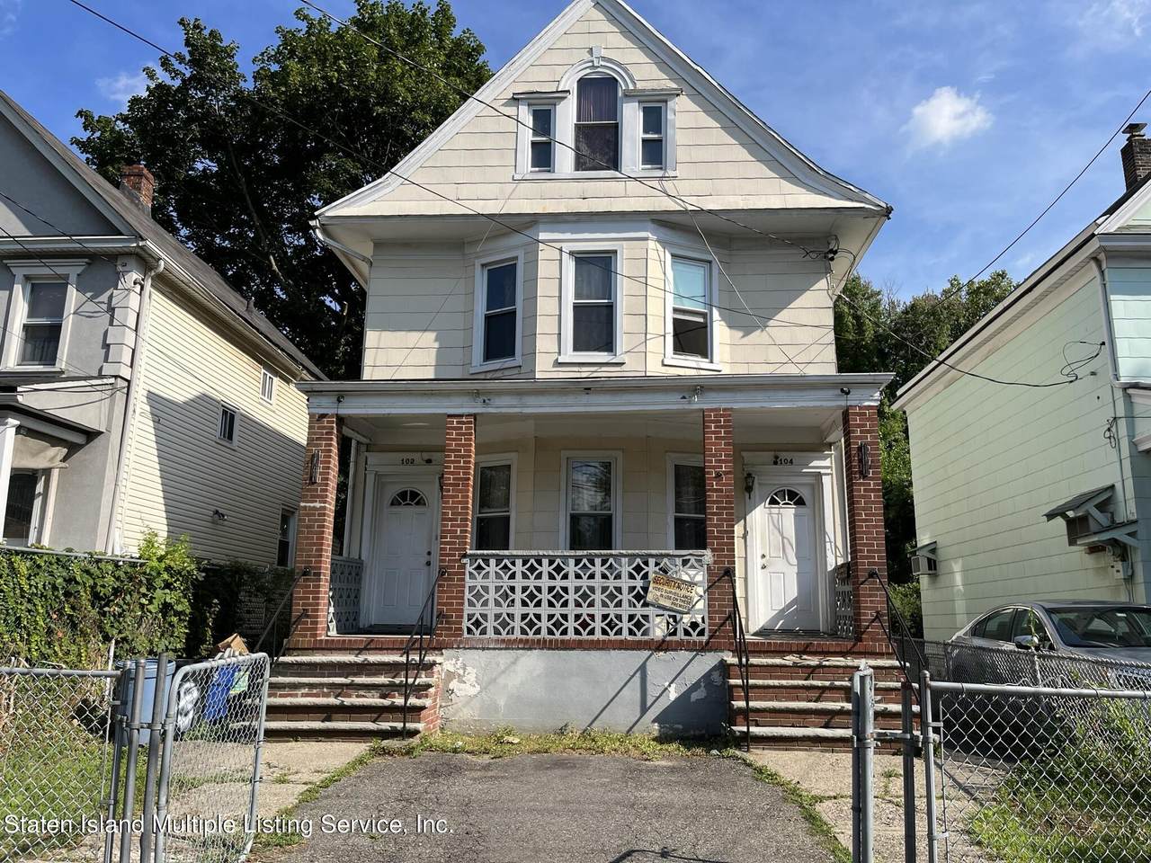 102-104 Crescent Avenue - Photo 1
