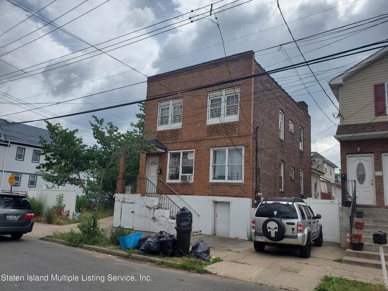 173 Grandview Avenue - Photo 1