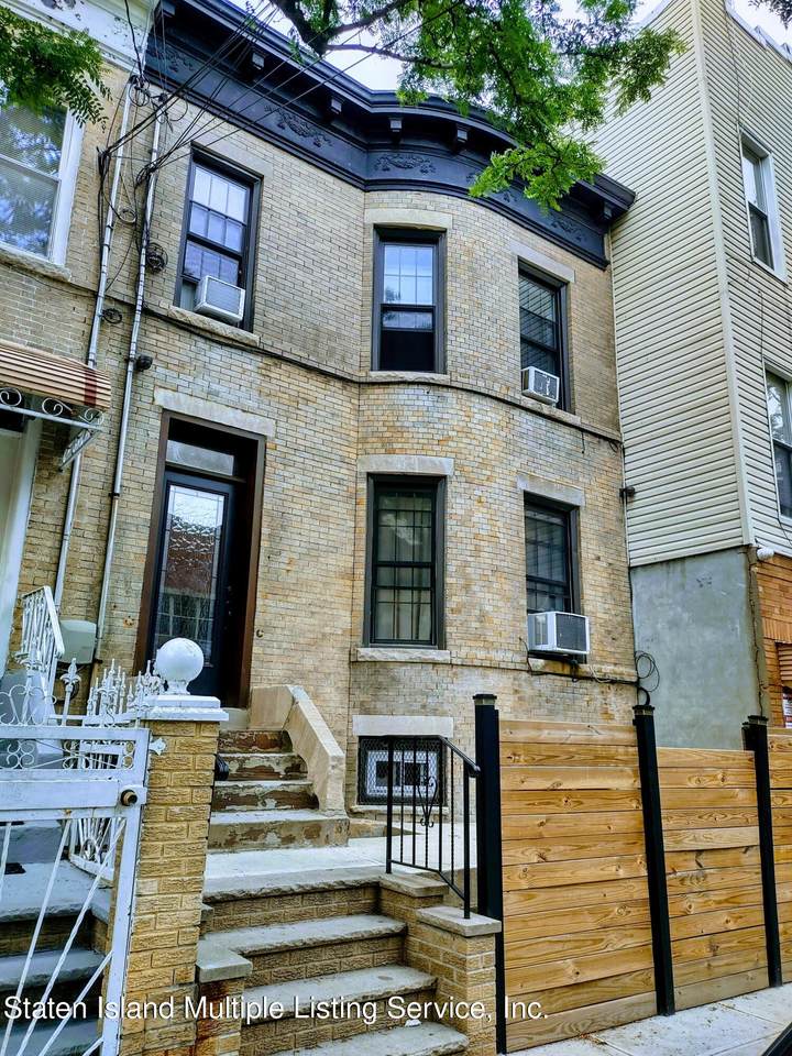 1625 Summerfield Street - Photo 1