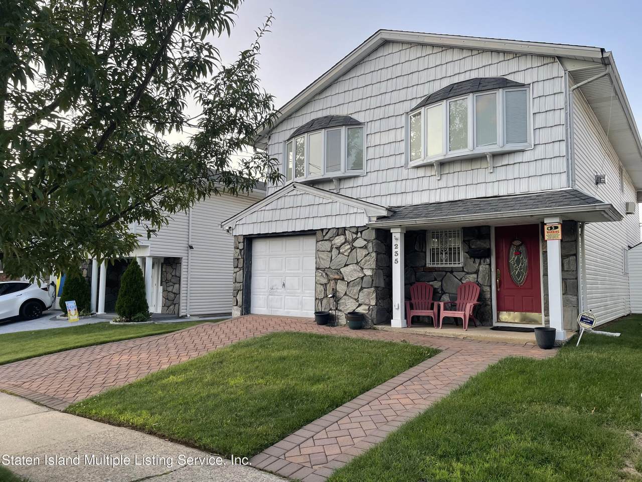 235 Merrill Avenue - Photo 1