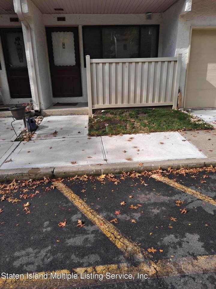 108 Surfside Plaza - Photo 1