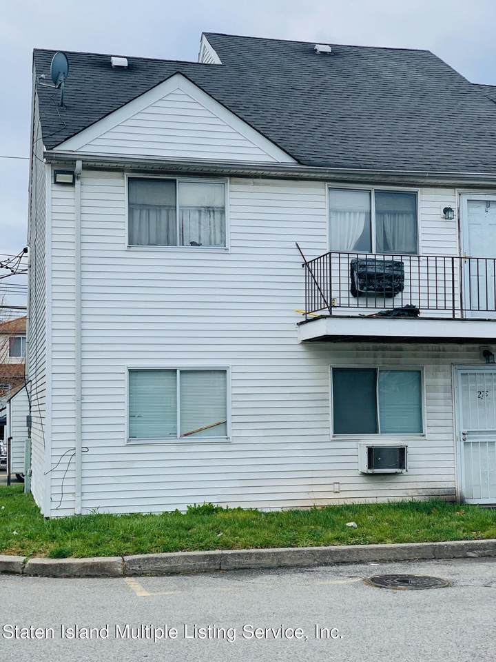 275 Maple Parkway - Photo 1