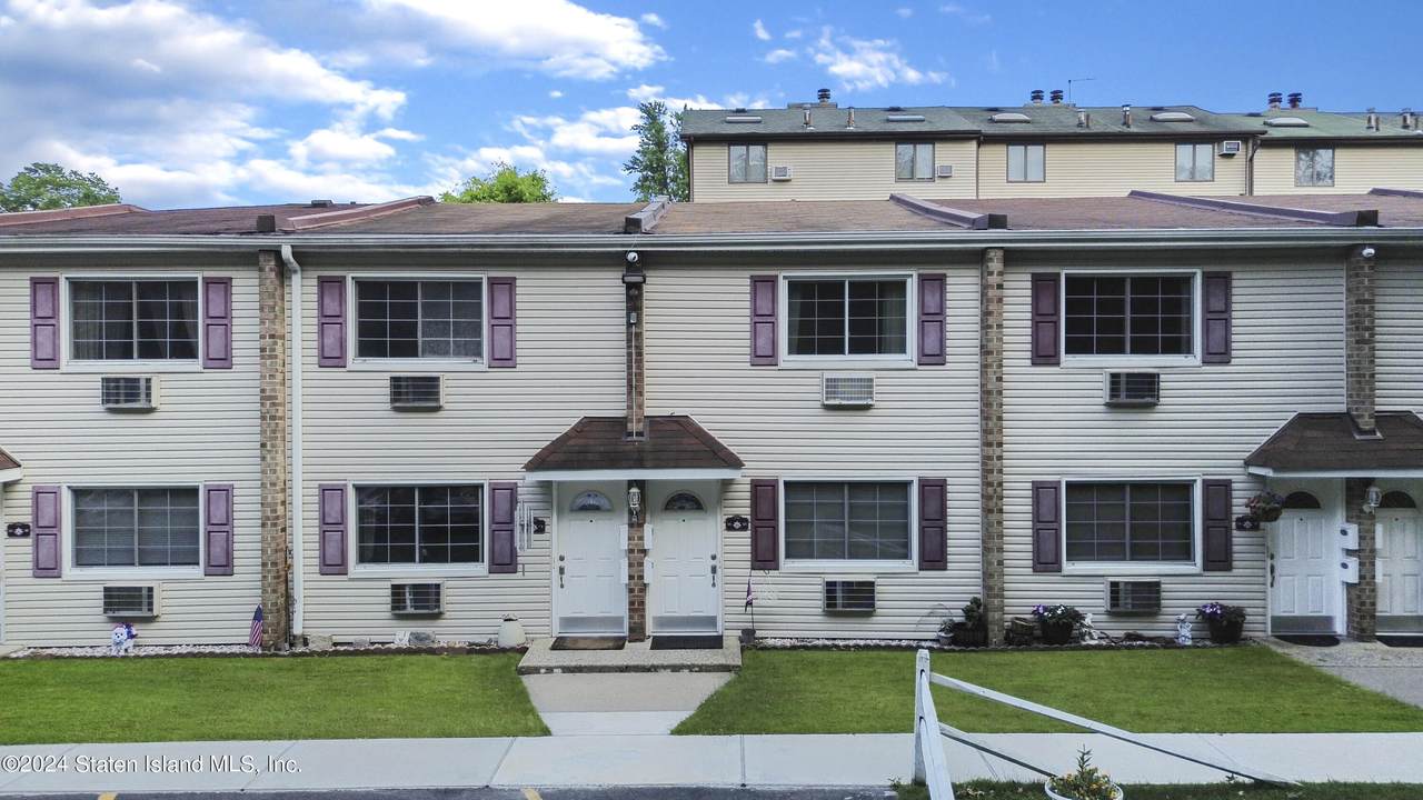 3747 Amboy Road - Photo 1