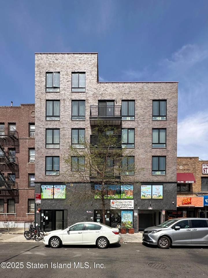 16 Bay 25th Street - Photo 1