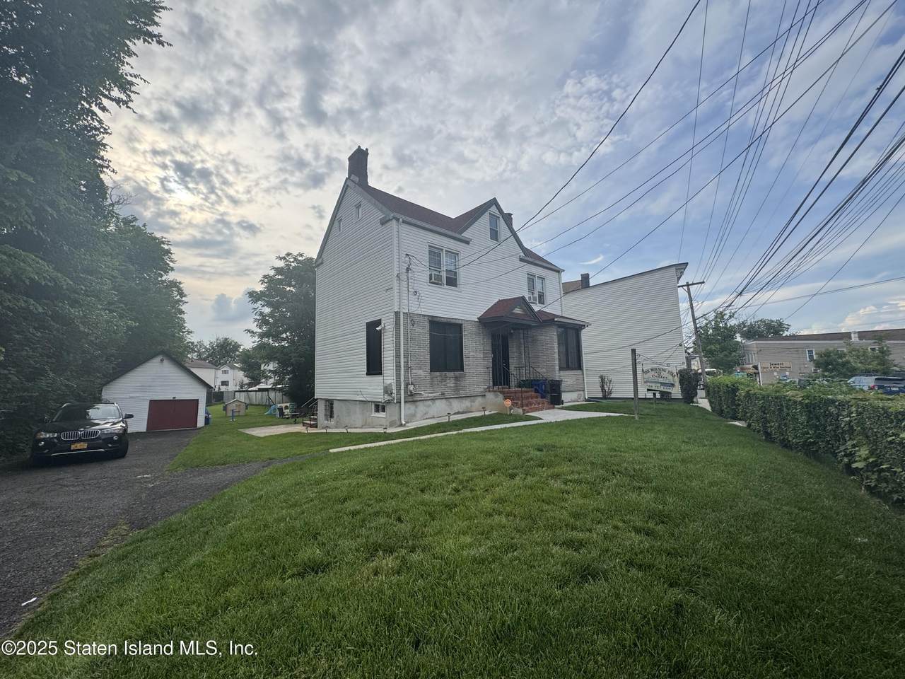 286 Jewett Avenue - Photo 1