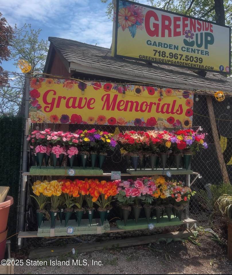 3334 Amboy Road - Photo 1