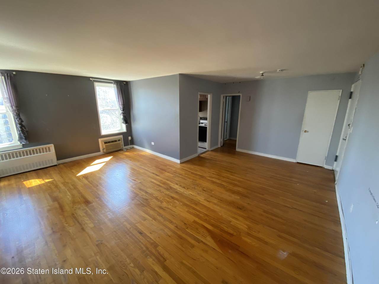 https://bt-photos.global.ssl.fastly.net/statenisland/1280_boomver_1_2601577-2.jpg
