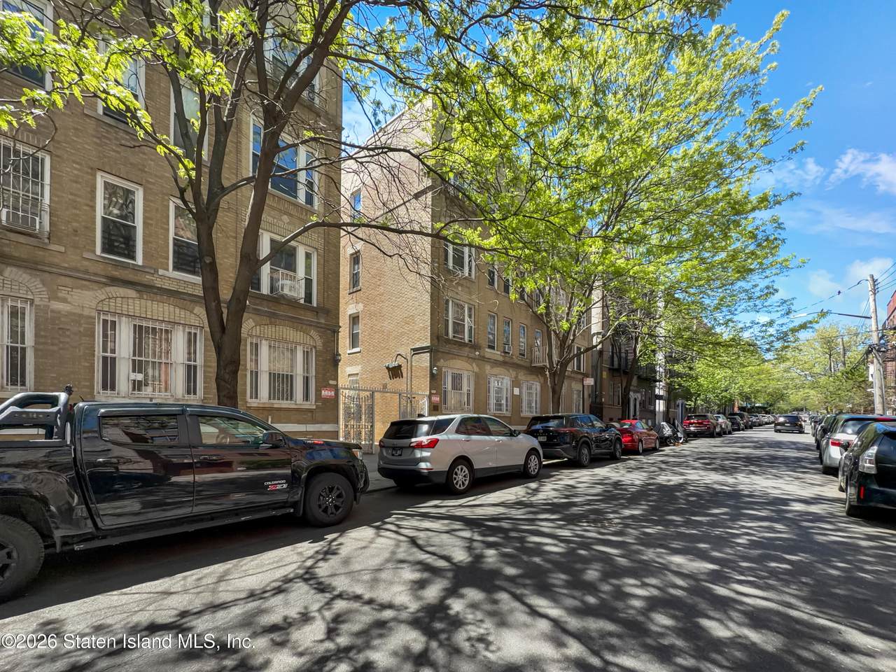 848 43rd Street - Photo 1