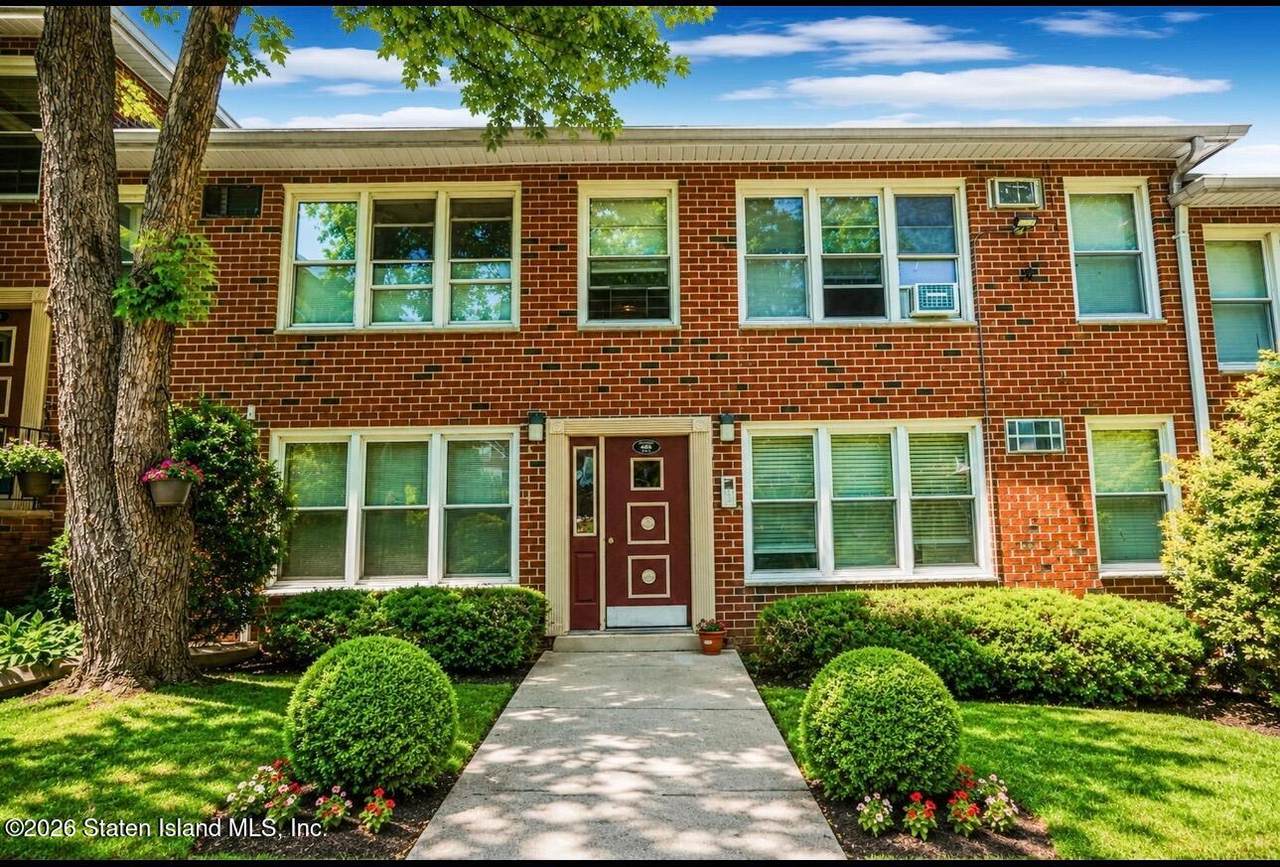 485 Armstrong Avenue - Photo 1