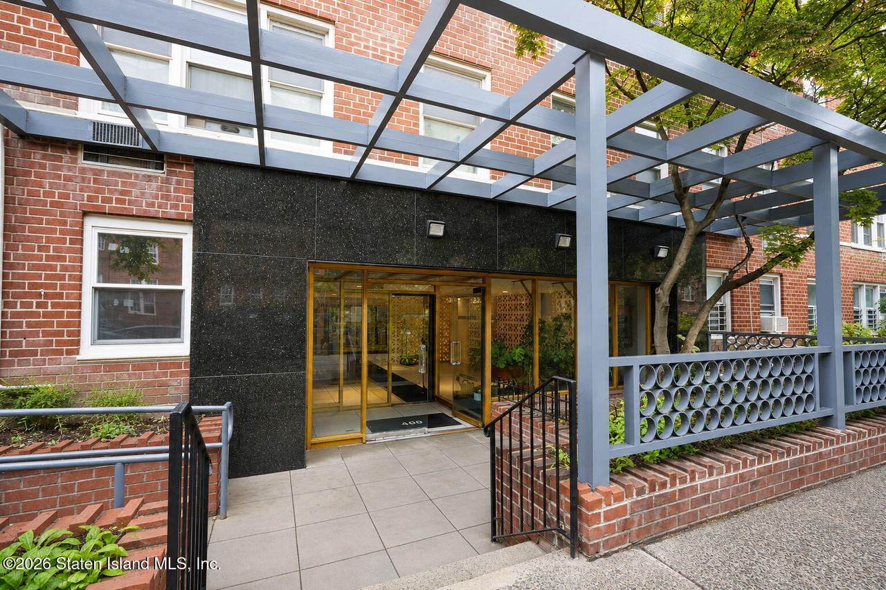 400 17th Street - Photo 1
