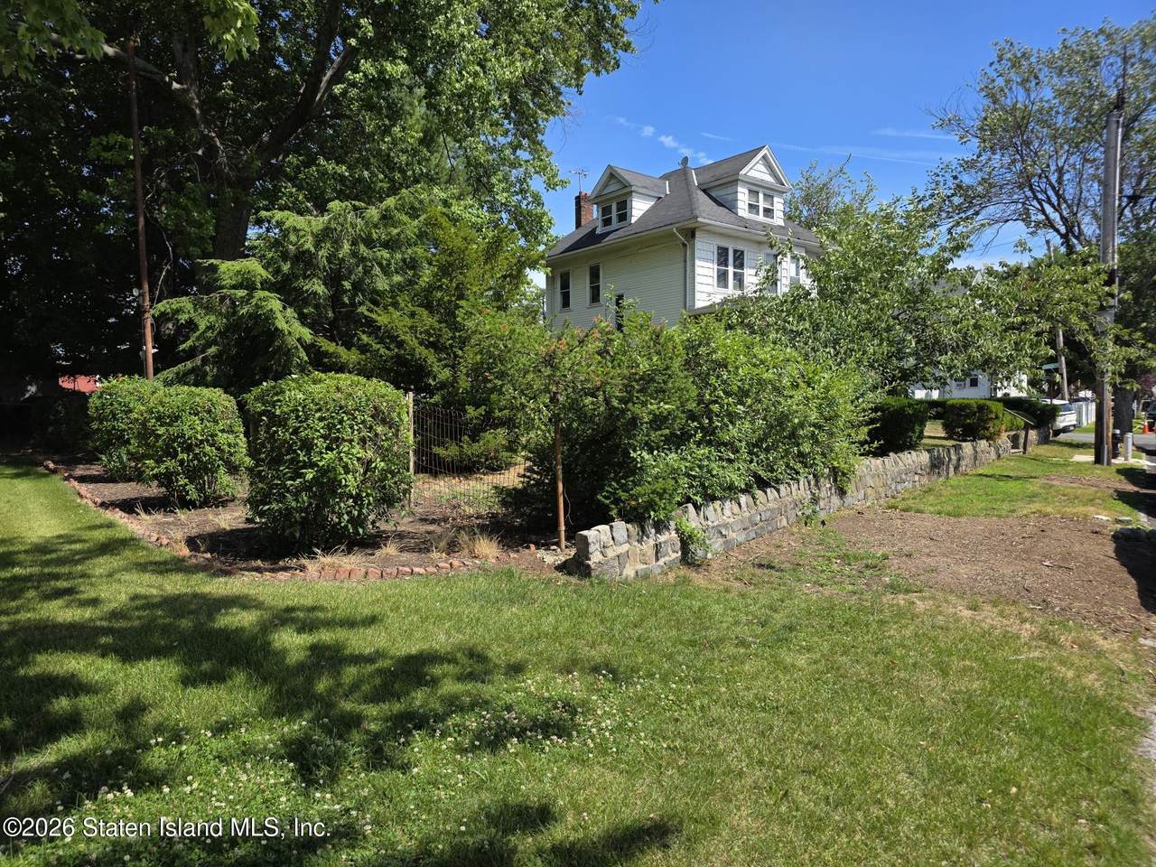 https://bt-photos.global.ssl.fastly.net/statenisland/1280_boomver_1_2603627-2.jpg