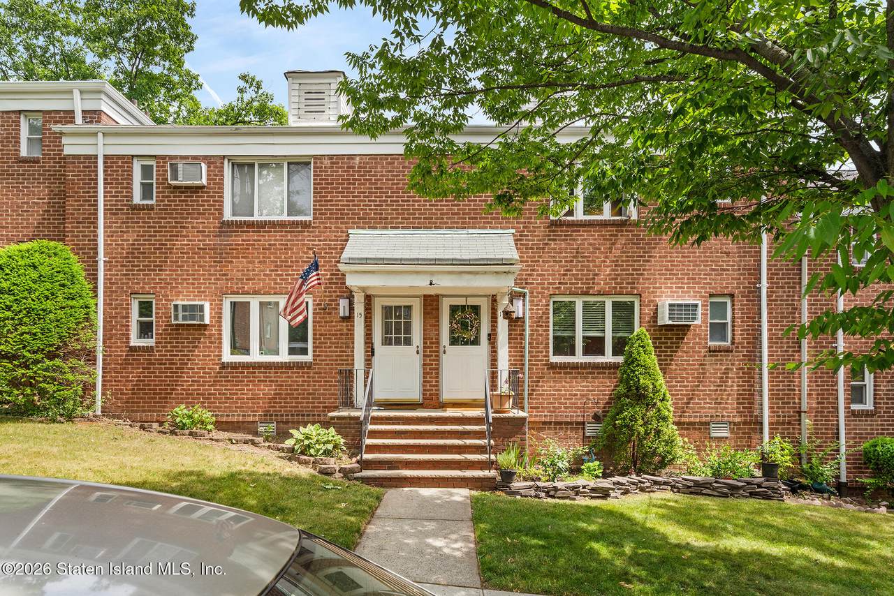 13 Seth Court - Photo 1