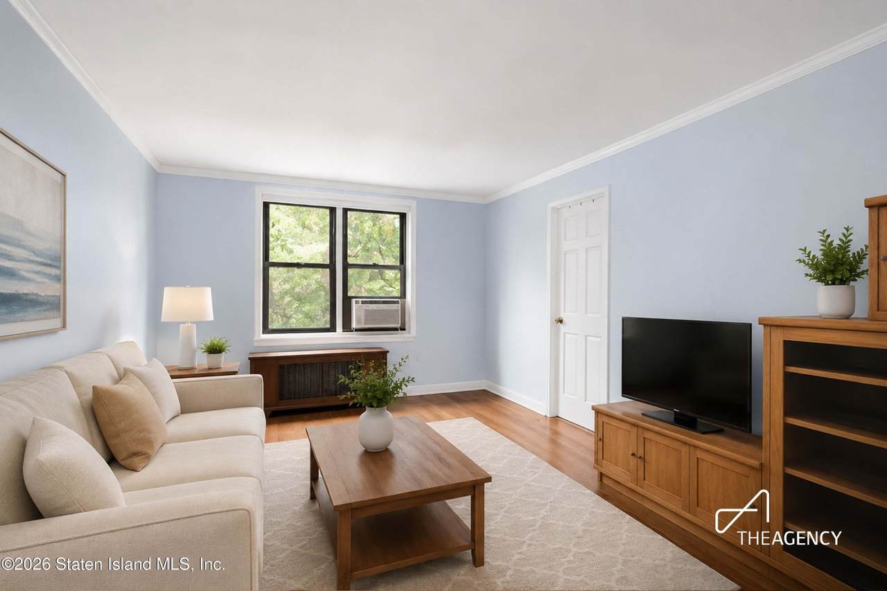 61 Oliver Street - Photo 1
