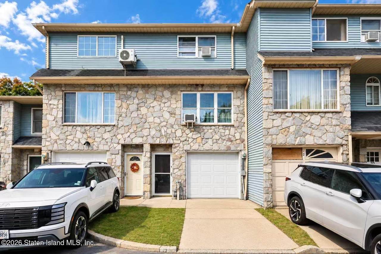 16 Temple Court - Photo 1