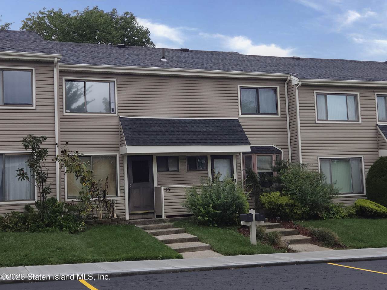 20 Arrowood Court - Photo 1