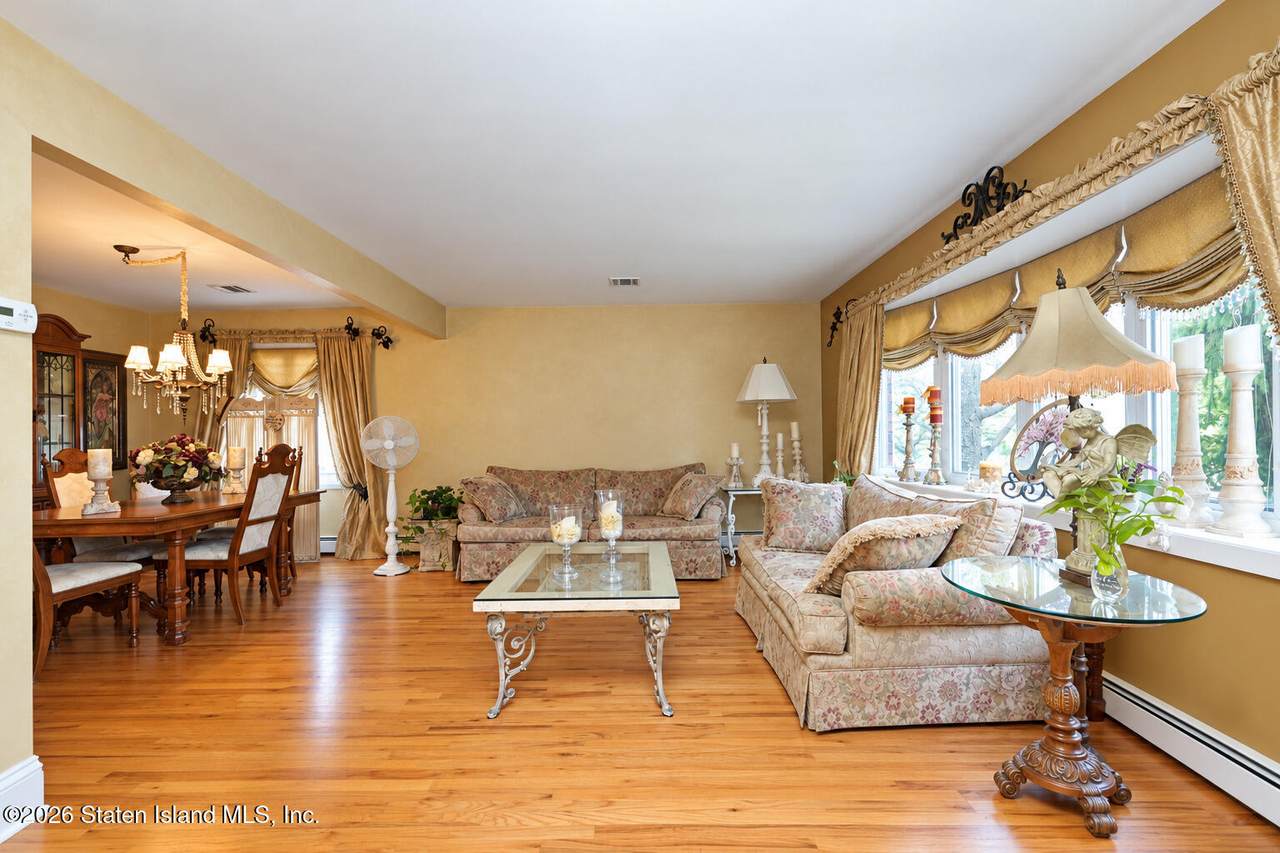 https://bt-photos.global.ssl.fastly.net/statenisland/1280_boomver_1_2605391-2.jpg