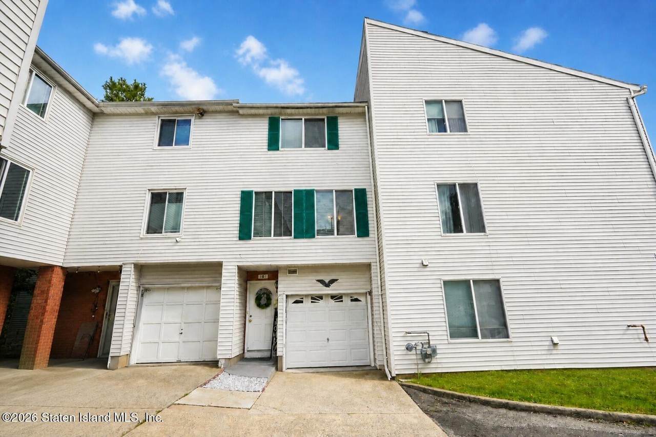161 Emily Lane - Photo 1