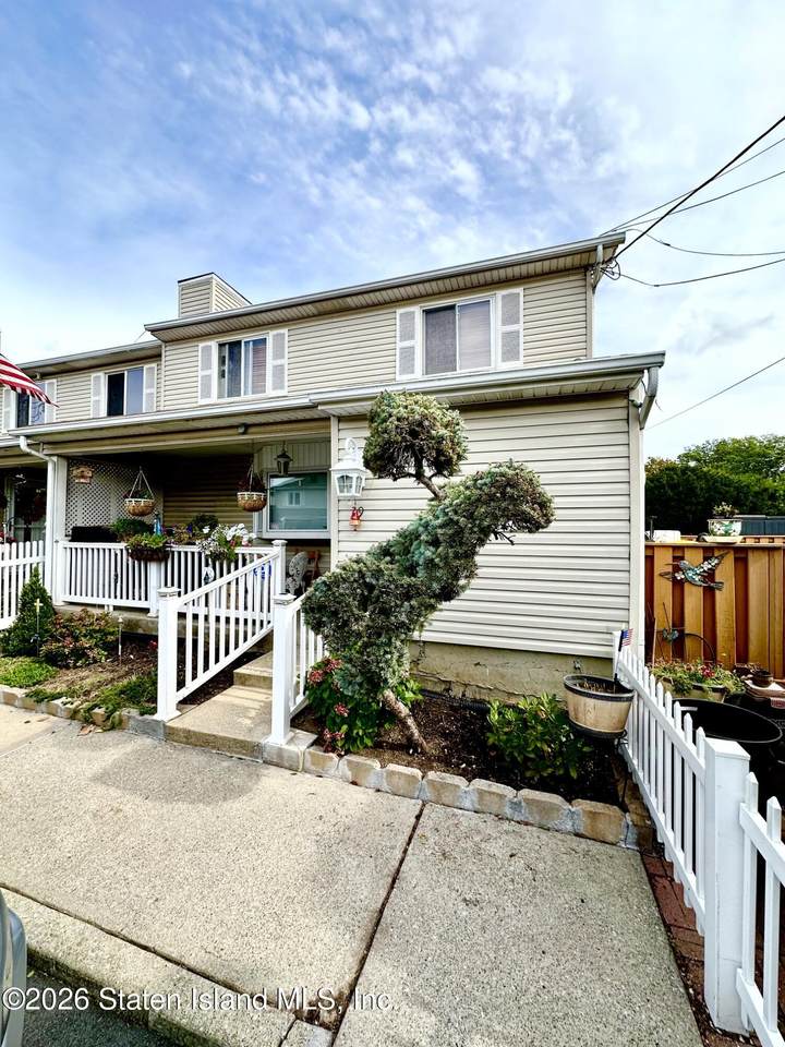 https://bt-photos.global.ssl.fastly.net/statenisland/1280_boomver_1_2605412-2.jpg