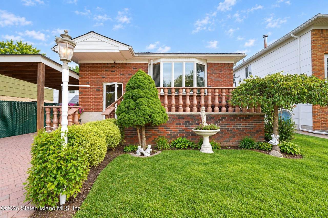 27 Muller Avenue - Photo 1