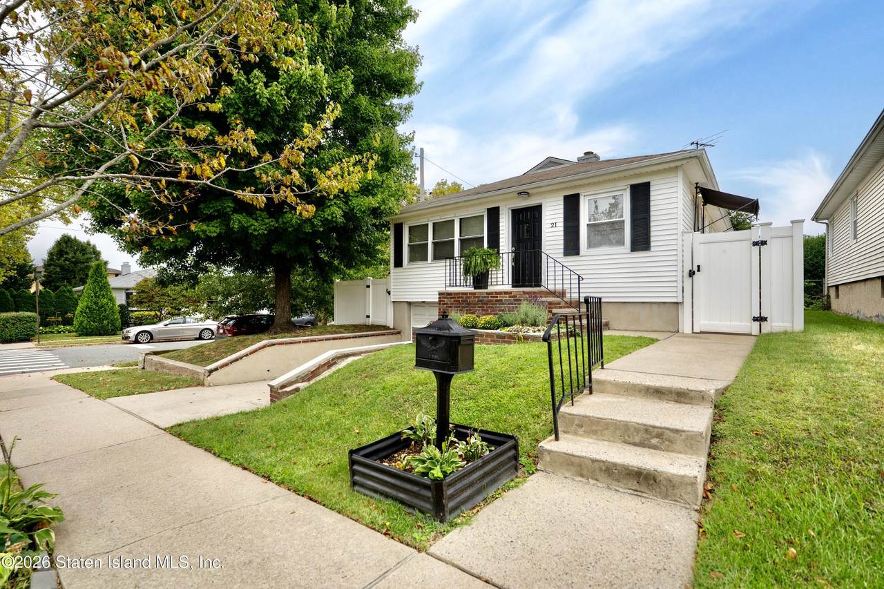 21 Bellhaven Place - Photo 1