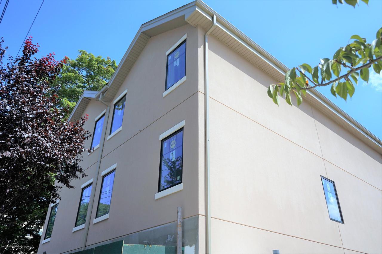 129 Targee Street - Photo 1