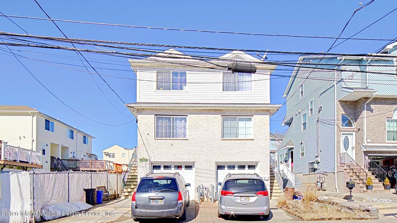 137 Grimsby Street - Photo 1