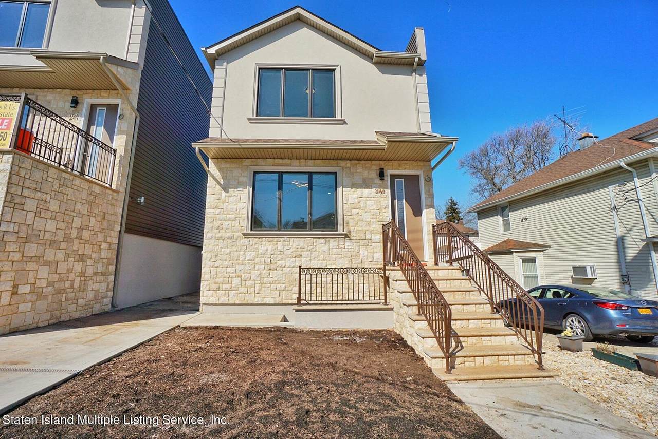 211 Belair Road - Photo 1
