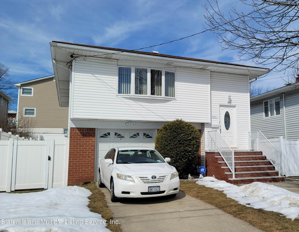 467 Durant Avenue - Photo 1