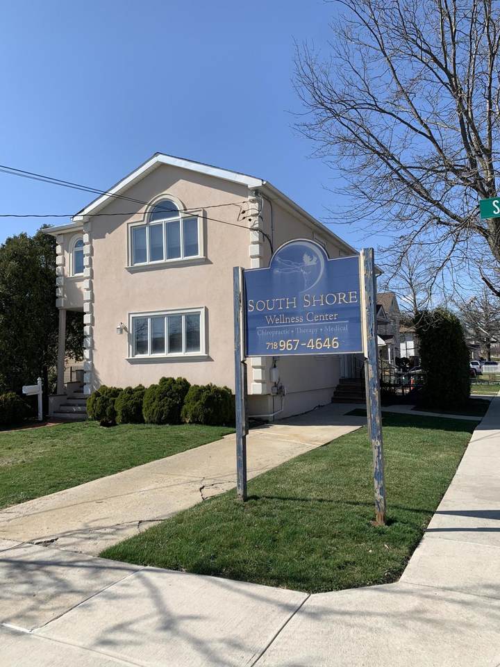 639 Sinclair Avenue - Photo 1