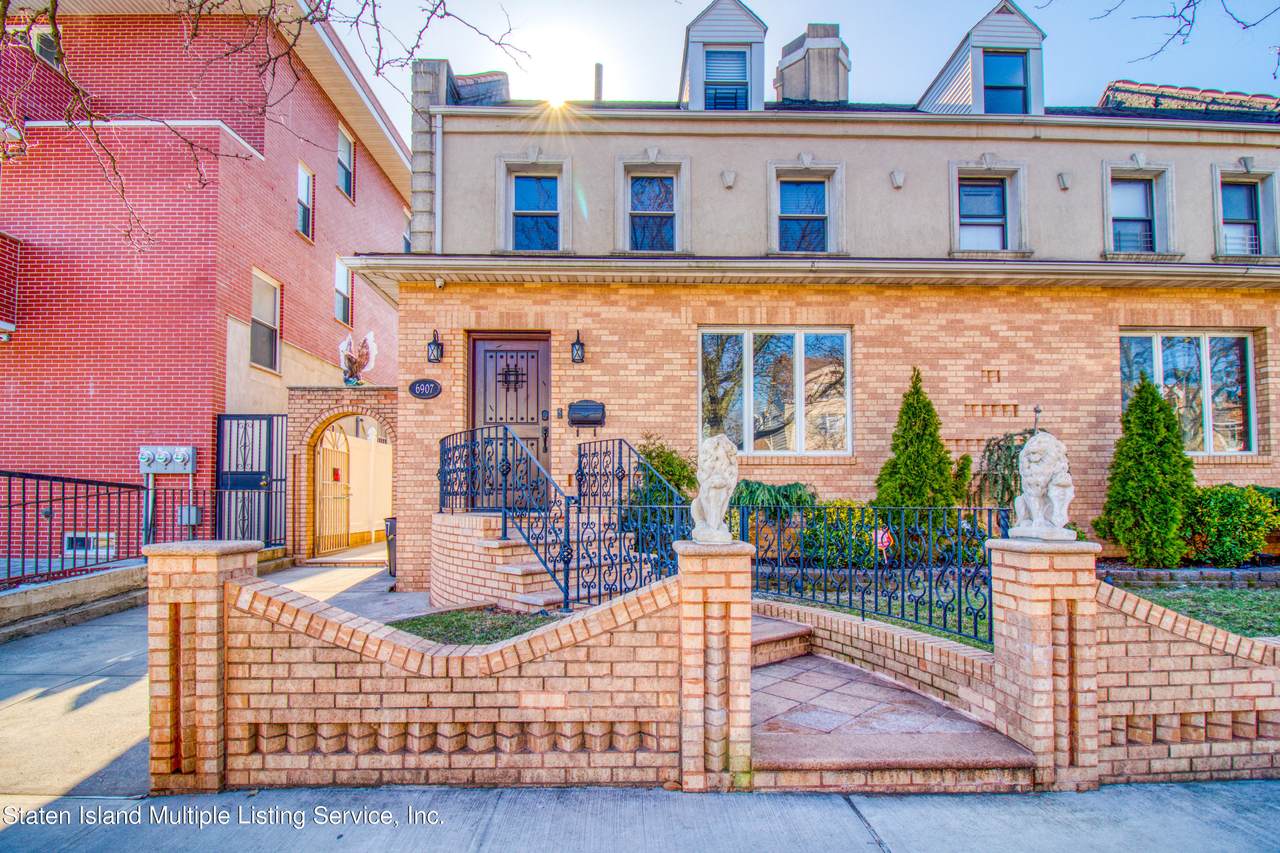 6907 17th Avenue - Photo 1