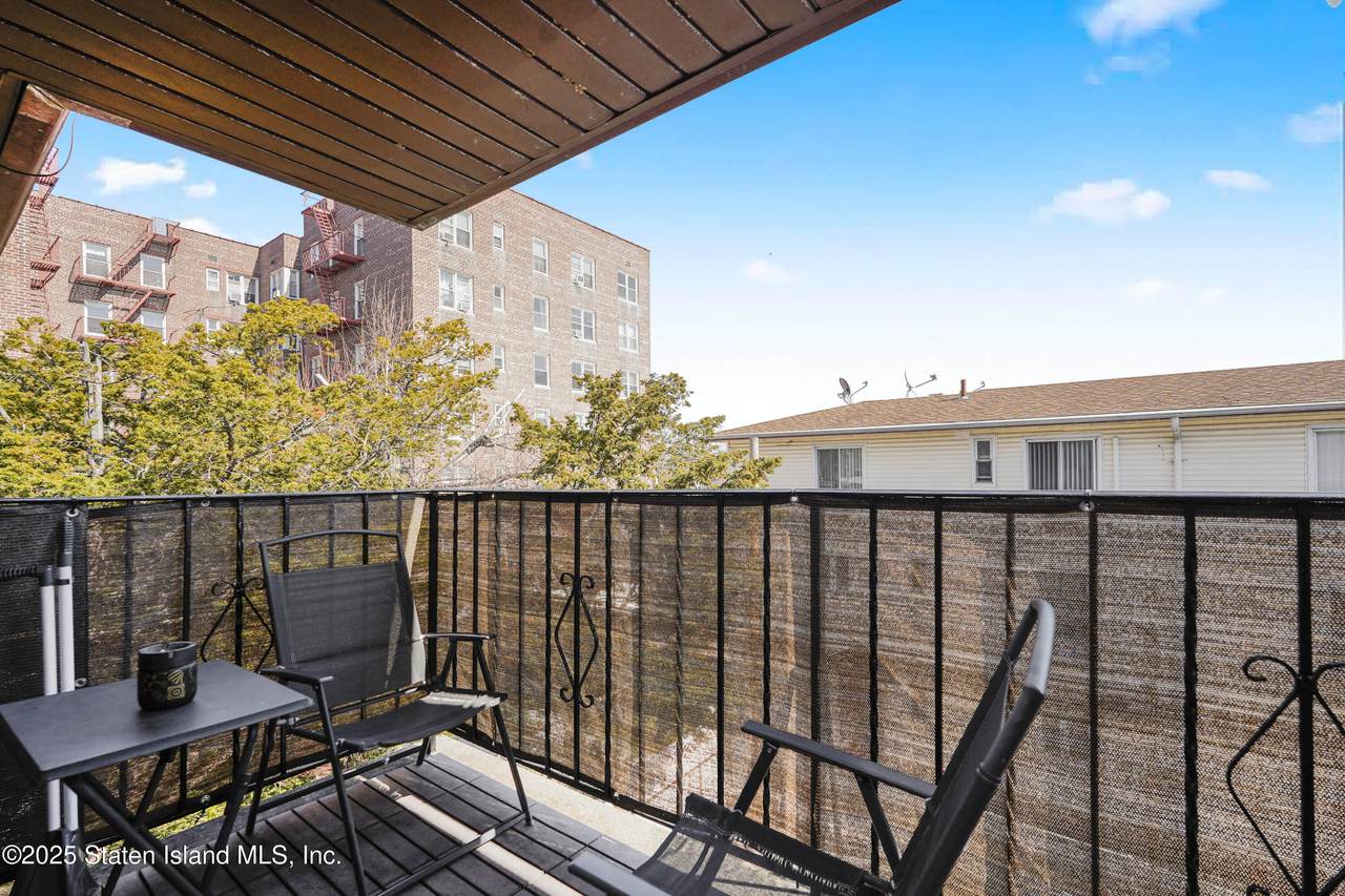 9729 4th Avenue - Photo 1