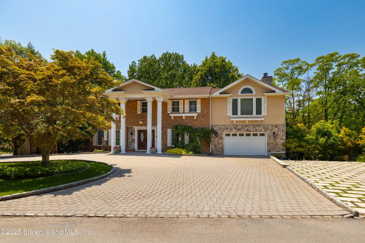 110 Wadsworth Road - Photo 1