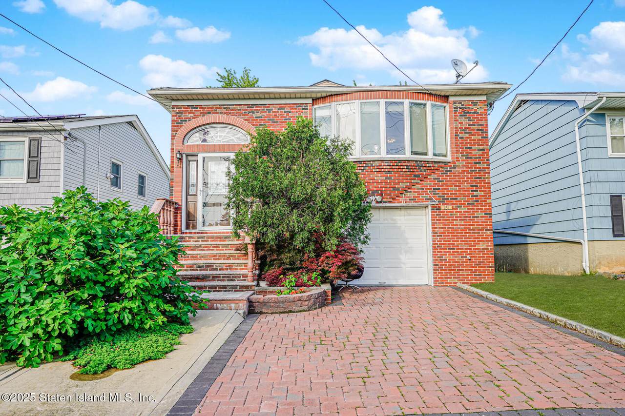 151 Abingdon Avenue - Photo 1