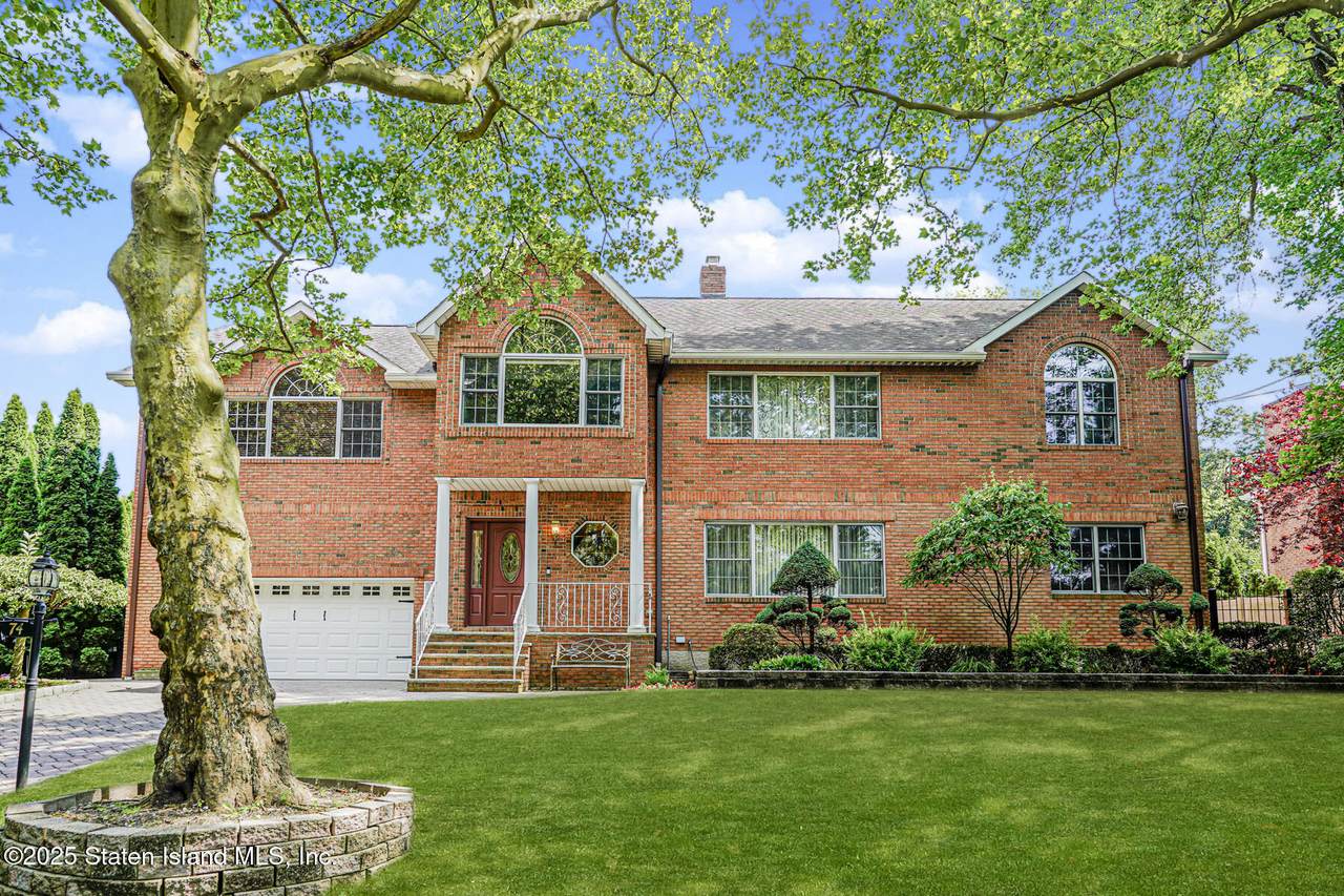 74 Longfellow Avenue - Photo 1