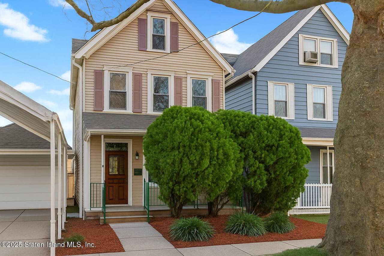 25 Catlin Avenue - Photo 1