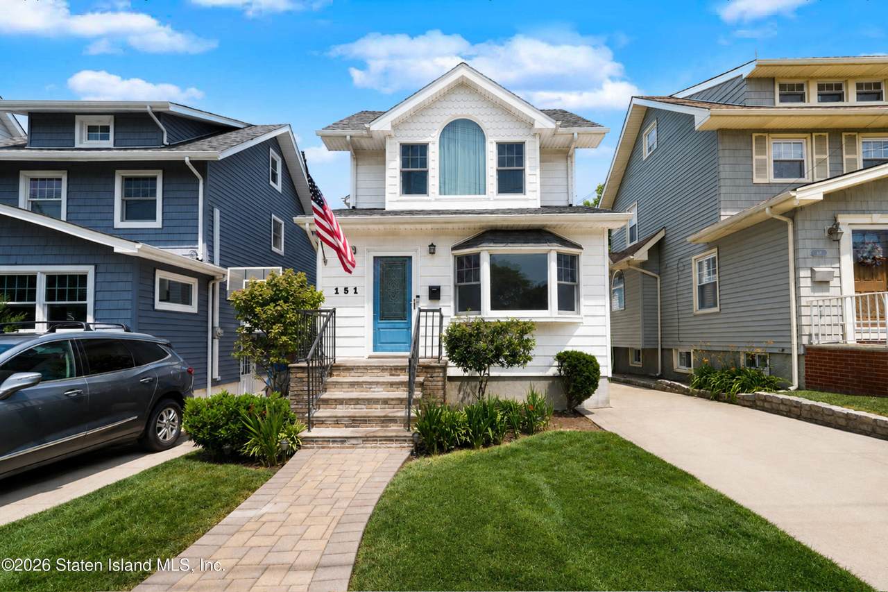 151 Mathews Avenue - Photo 1