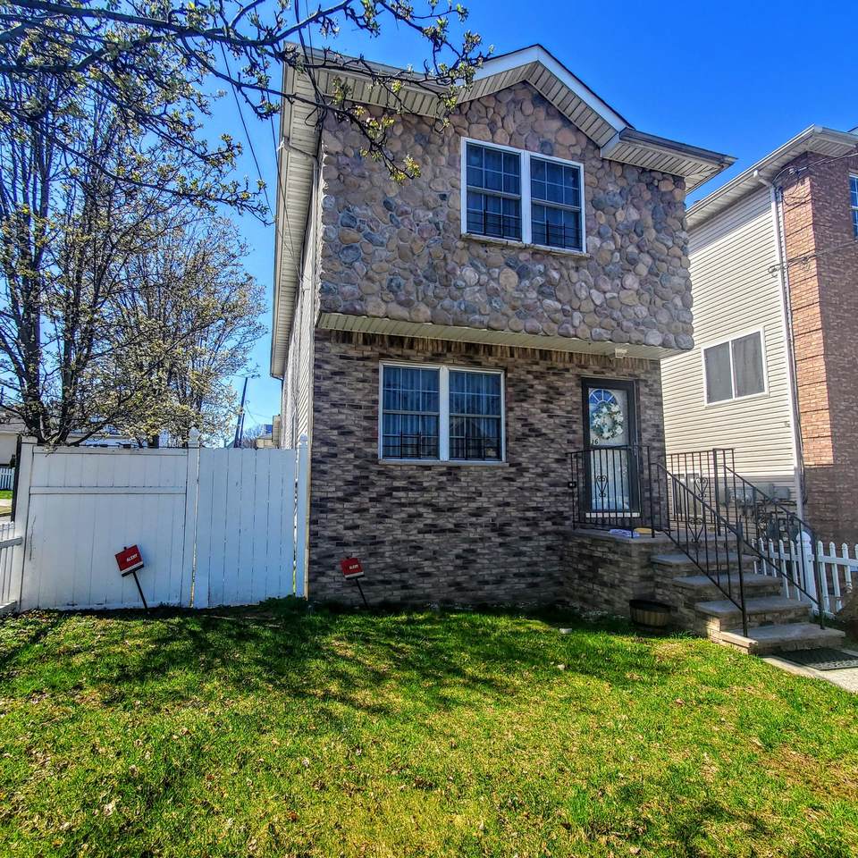 36 Union Avenue - Photo 1