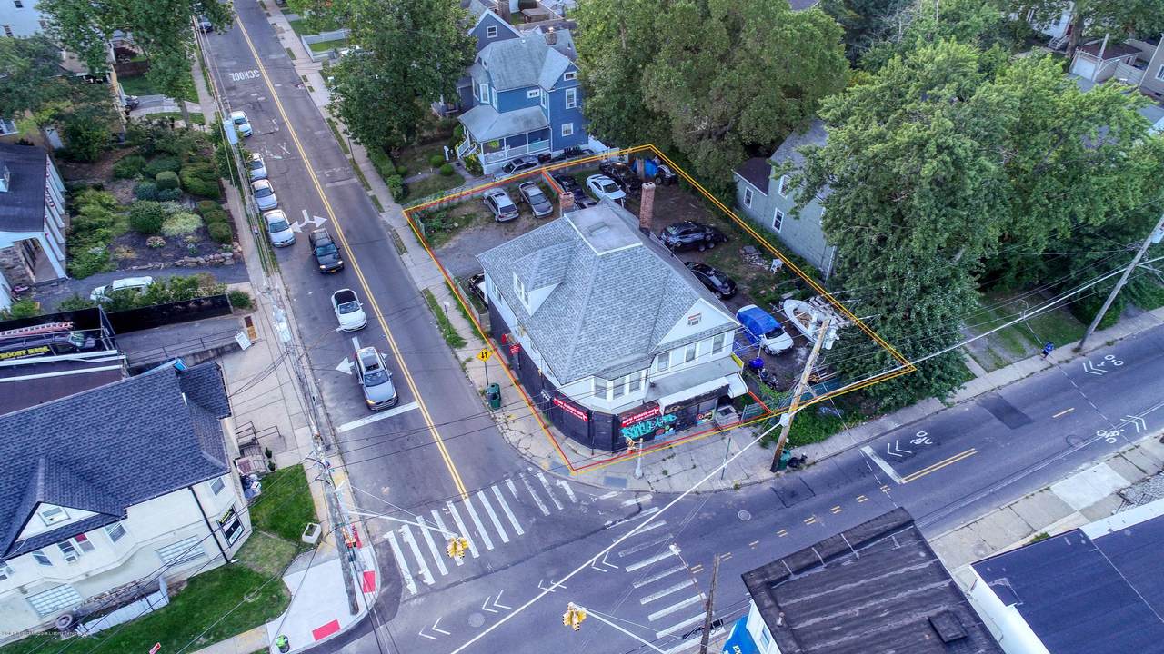 450 Clove Road - Photo 1