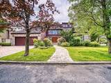 10 Arbutus Way - Photo 1