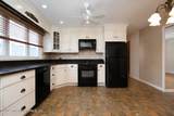 1011 Manor Road - Photo 8