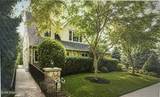 2372 Victory Boulevard - Photo 1