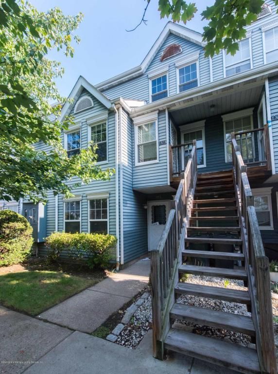 181 Pond Way - Photo 1