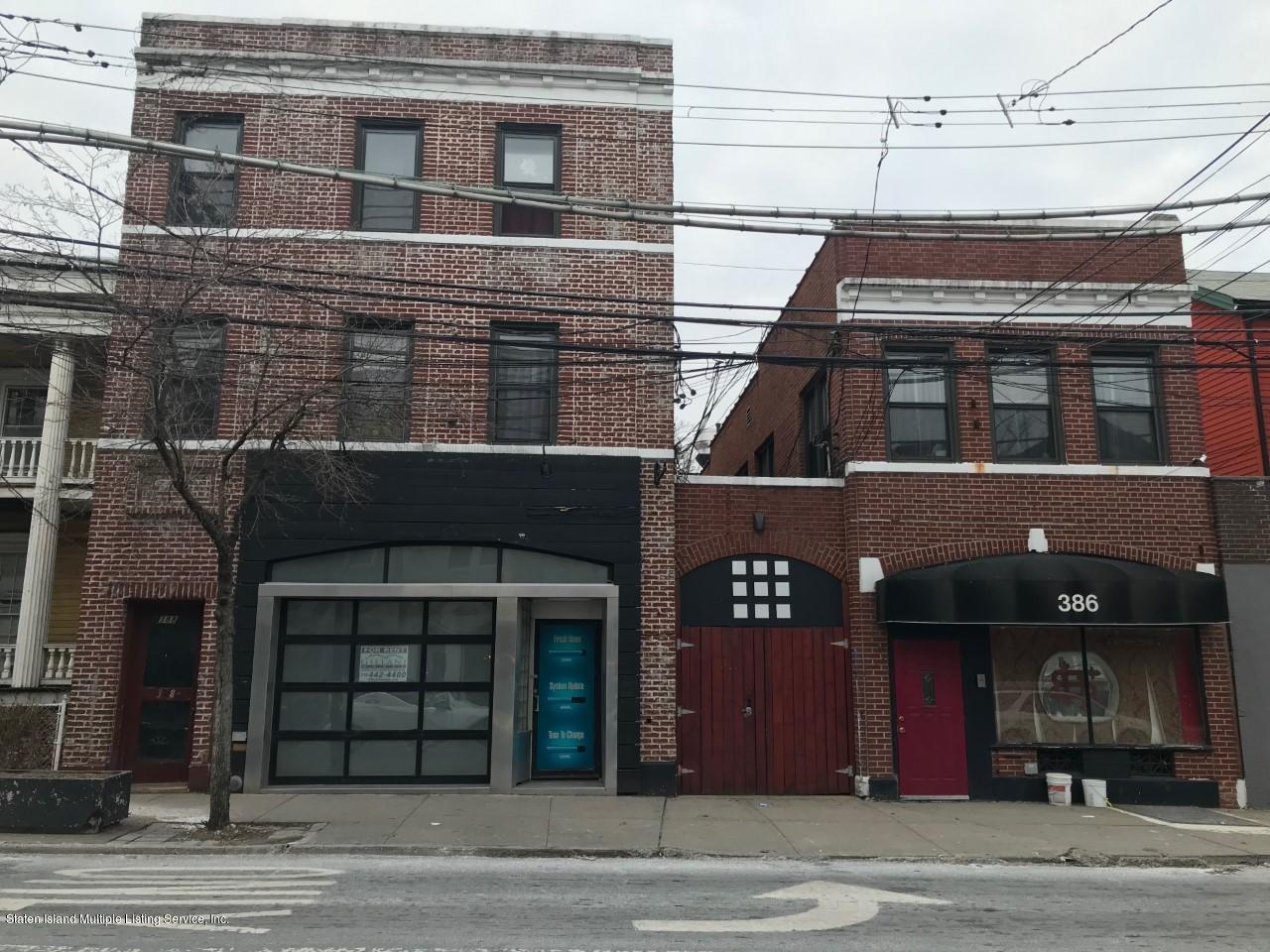 386-388 Van Duzer Street - Photo 1