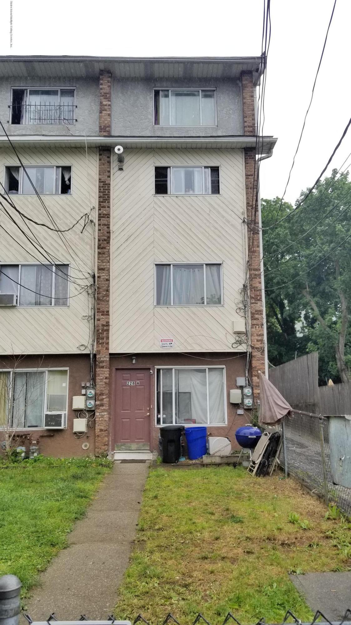 228 Targee Street - Photo 1