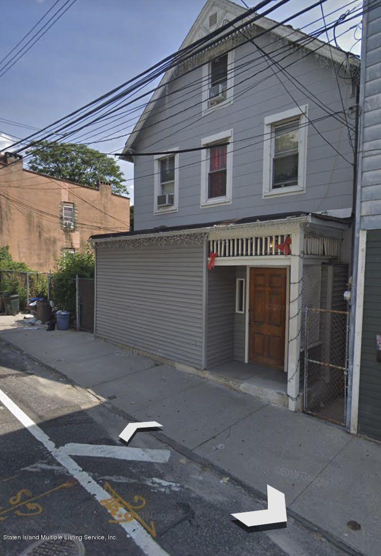 501 Van Duzer - Photo 1