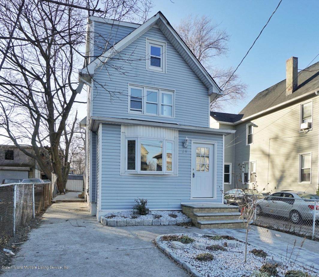28 Lockman Avenue - Photo 1